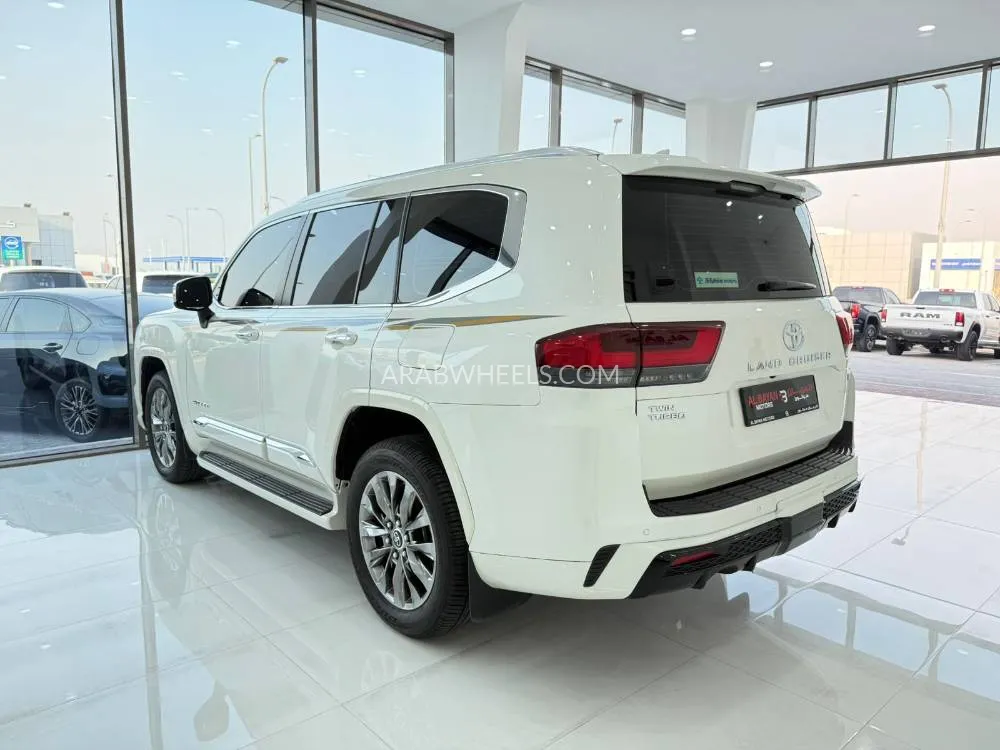 Toyota Land Cruiser 2024 for Sale in Abu Dhabi Image-9