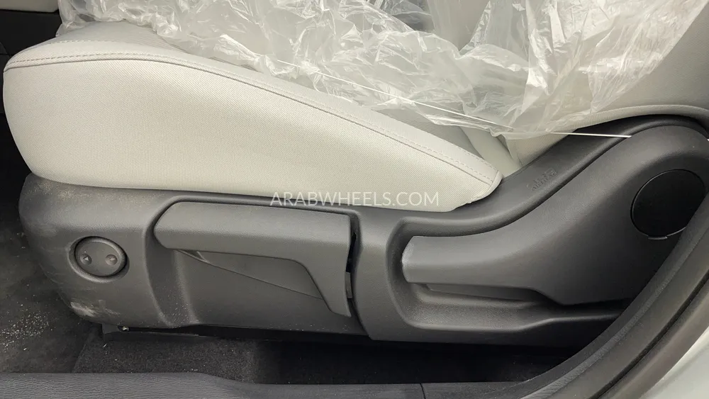 Mitsubishi Outlander 2025 for Sale in Dubai Image-22