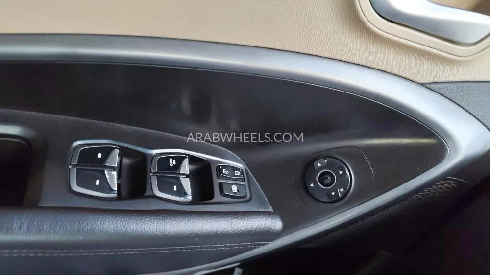 هيونداي جراند سانتا في 2014 for Sale in دبي Image-6