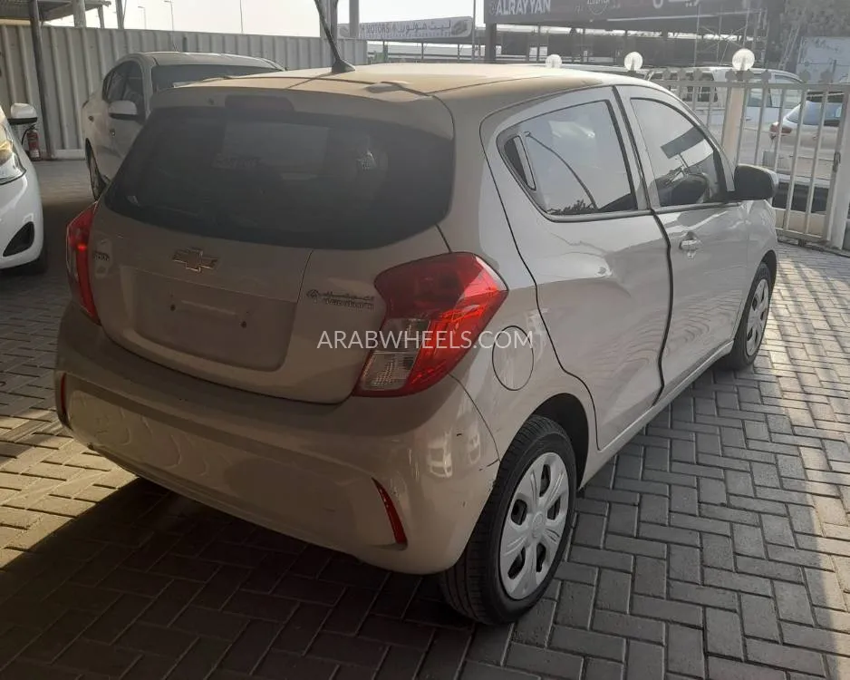 Chevrolet Spark 2020 for Sale in Ajman Image-11
