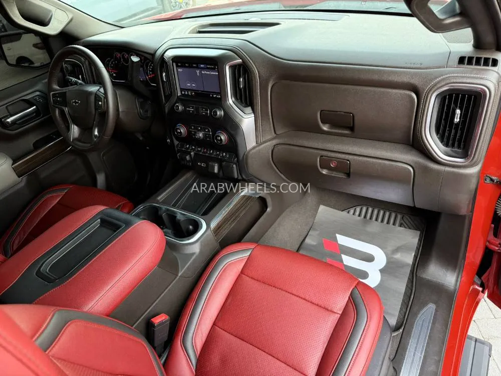 Chevrolet Silverado 2019 for Sale in Abu Dhabi Image-7