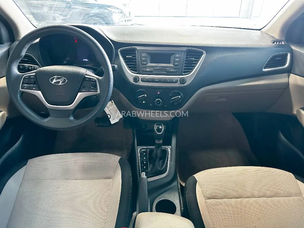 Hyundai Accent 2023 for Sale in Dubai Image-6
