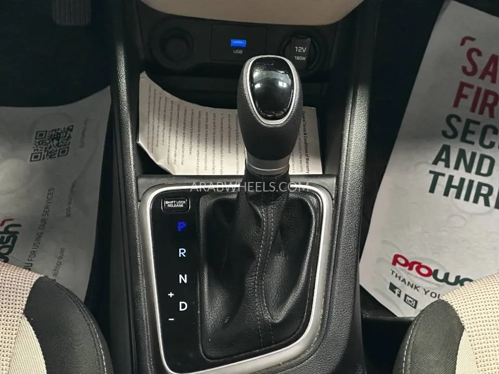 Hyundai Accent 2023 for Sale in Dubai Image-11