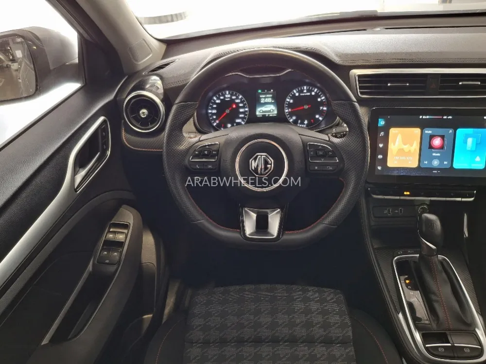 MG ZS 2024 for Sale in Dubai Image-5