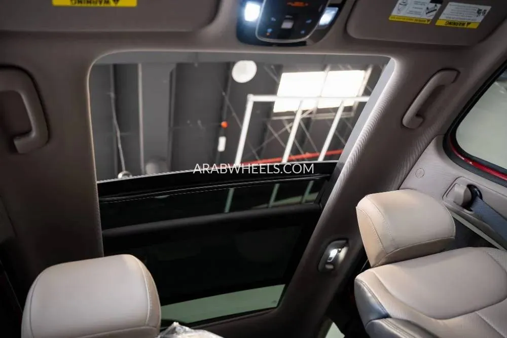 هيونداي سانتا في 2023 for Sale in أم القيوين Image-16