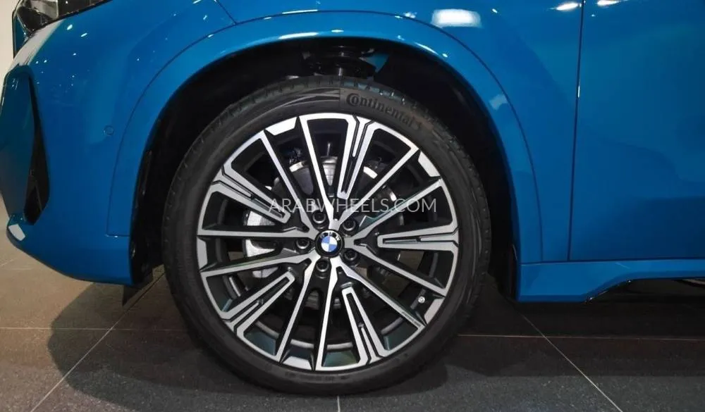 BMW iX 2023 for Sale in Abu Dhabi Image-4