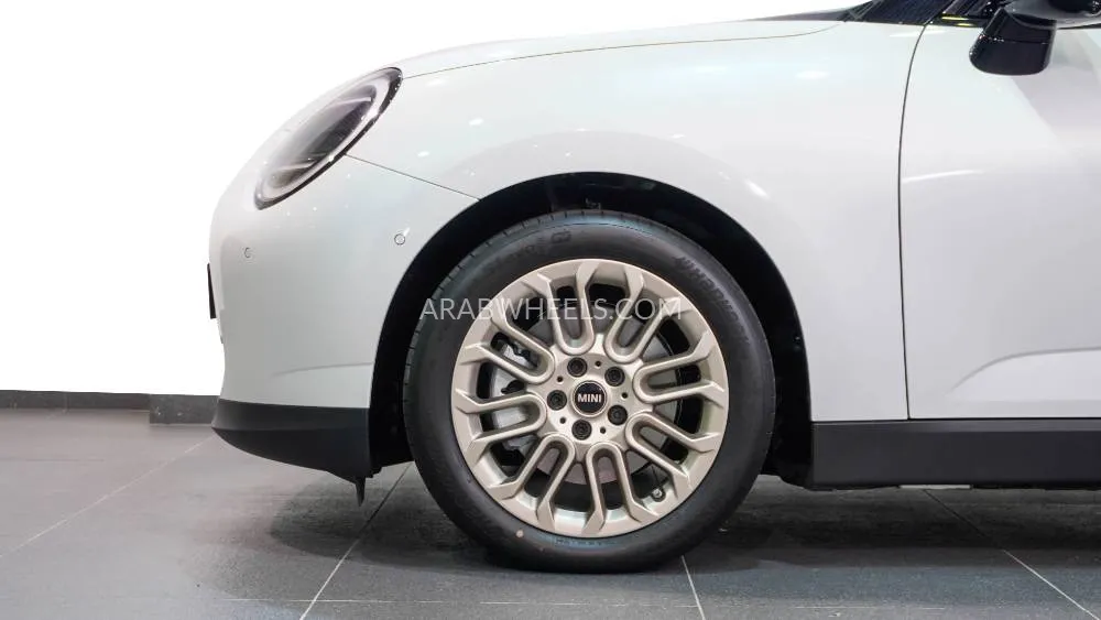 Mini SE EV 2025 for Sale in Abu Dhabi Image-4
