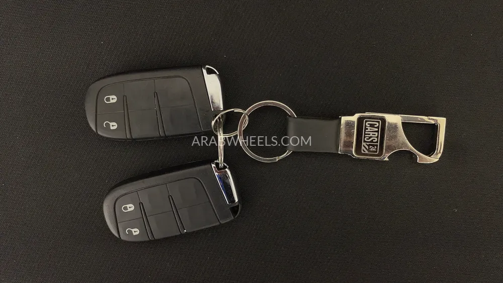 جيب كومباس 2019 for Sale in دبي Image-27