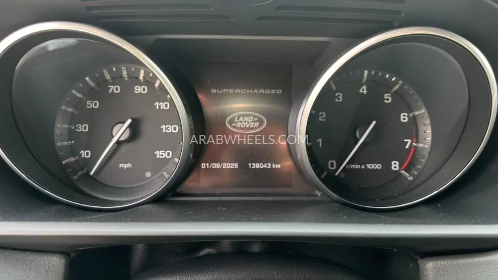 Land Rover Range Rover Sport 2014 for Sale in Umm Al Quwain Image-8