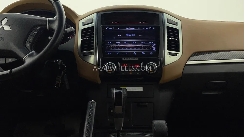 ميتسوبيشي باجيرو 2020 for Sale in دبي Image-14