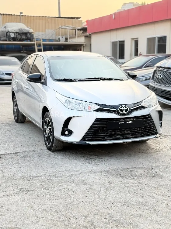 Toyota Vios 2021 for Sale in Sharjah Image-2