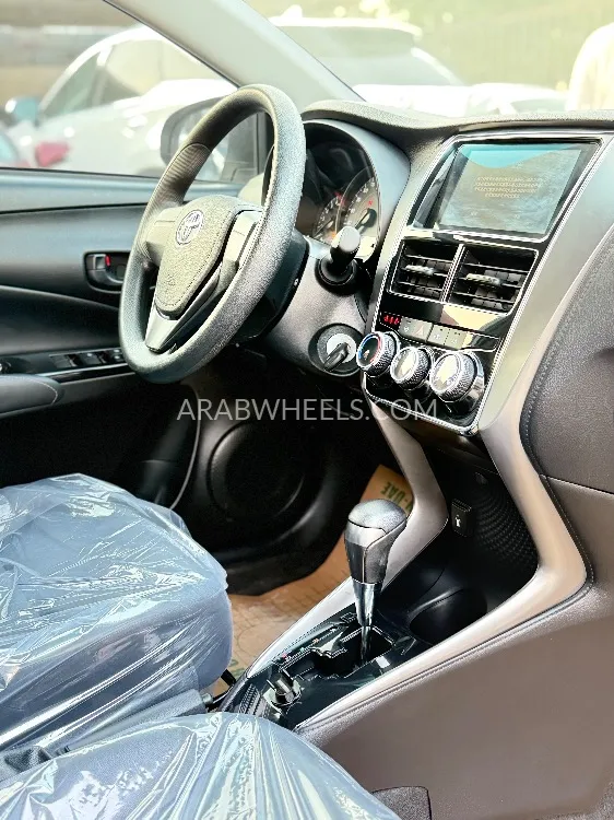 Toyota Vios 2021 for Sale in Sharjah Image-7