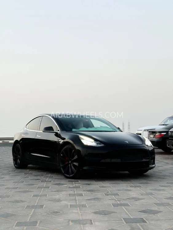 Tesla Model 3 2020 for Sale in Ajman Image-9