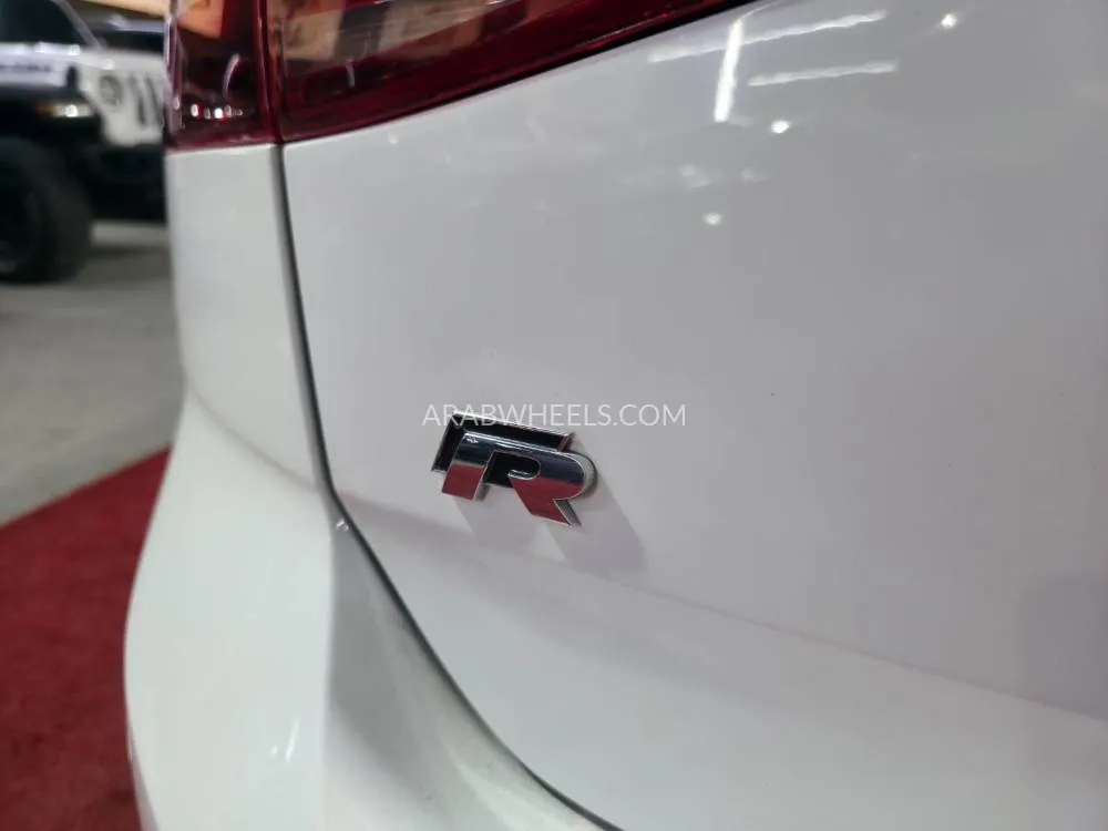 Volkswagen Golf 2015 for Sale in Ajman Image-9