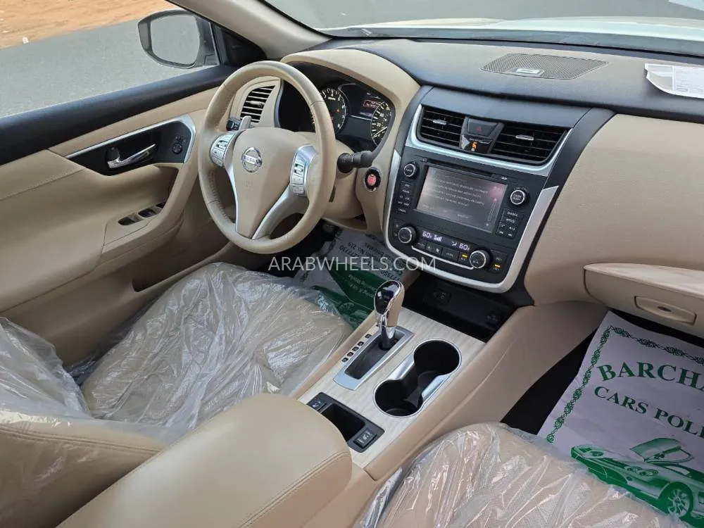 Nissan Altima 2016 for Sale in Umm Al Quwain Image-10