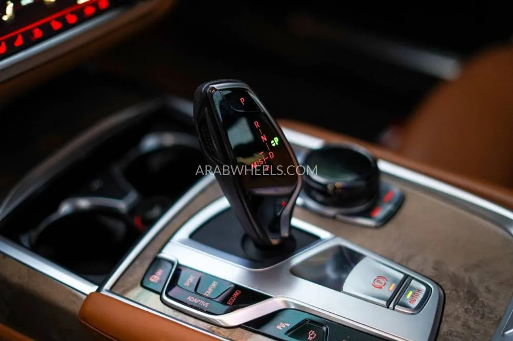 BMW 7 series 2021 for Sale in Dubai Image-9