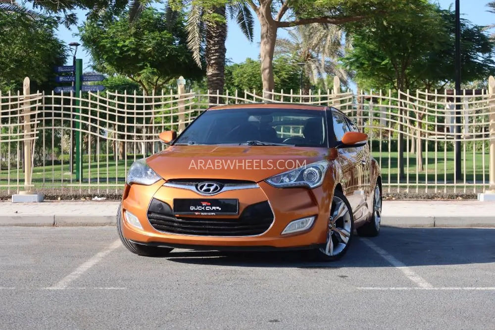 Hyundai Veloster 2015 for Sale in Dubai Image-2