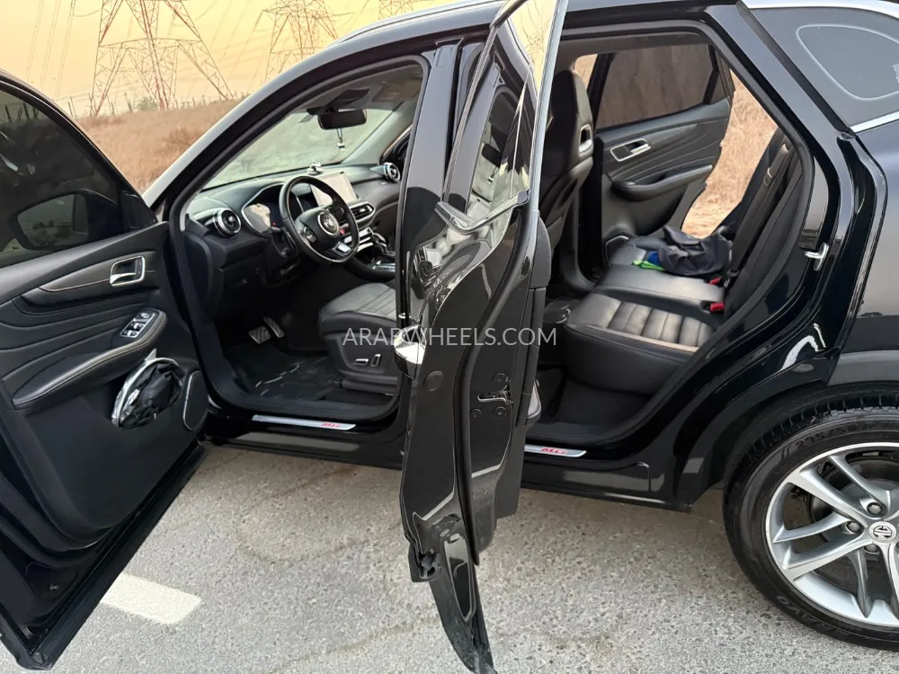 MG HS 2023 for Sale in Dubai Image-5
