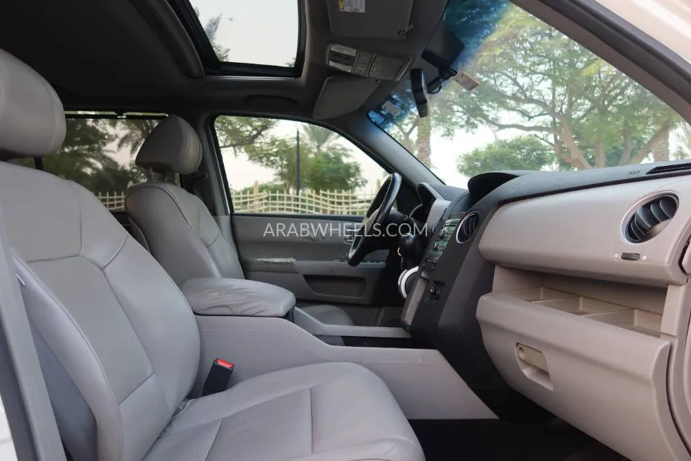 Honda Pilot 2010 for Sale in Dubai Image-15