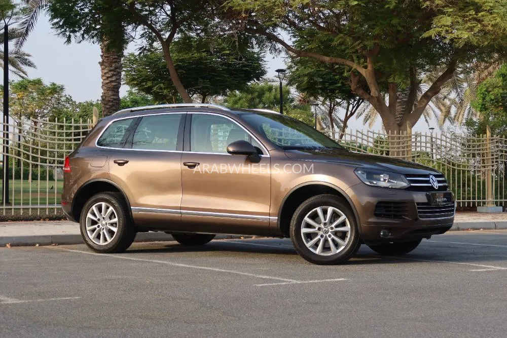 Volkswagen Touareg 2014 for Sale in Dubai Image-3