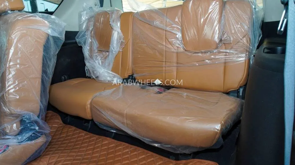 Nissan Patrol 2016 for Sale in Sharjah Image-17