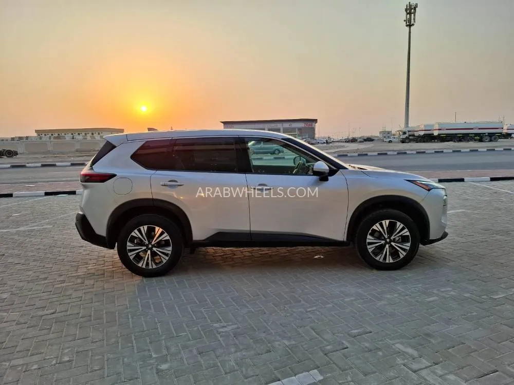 Nissan Rogue 2021 for Sale in Ajman Image-8