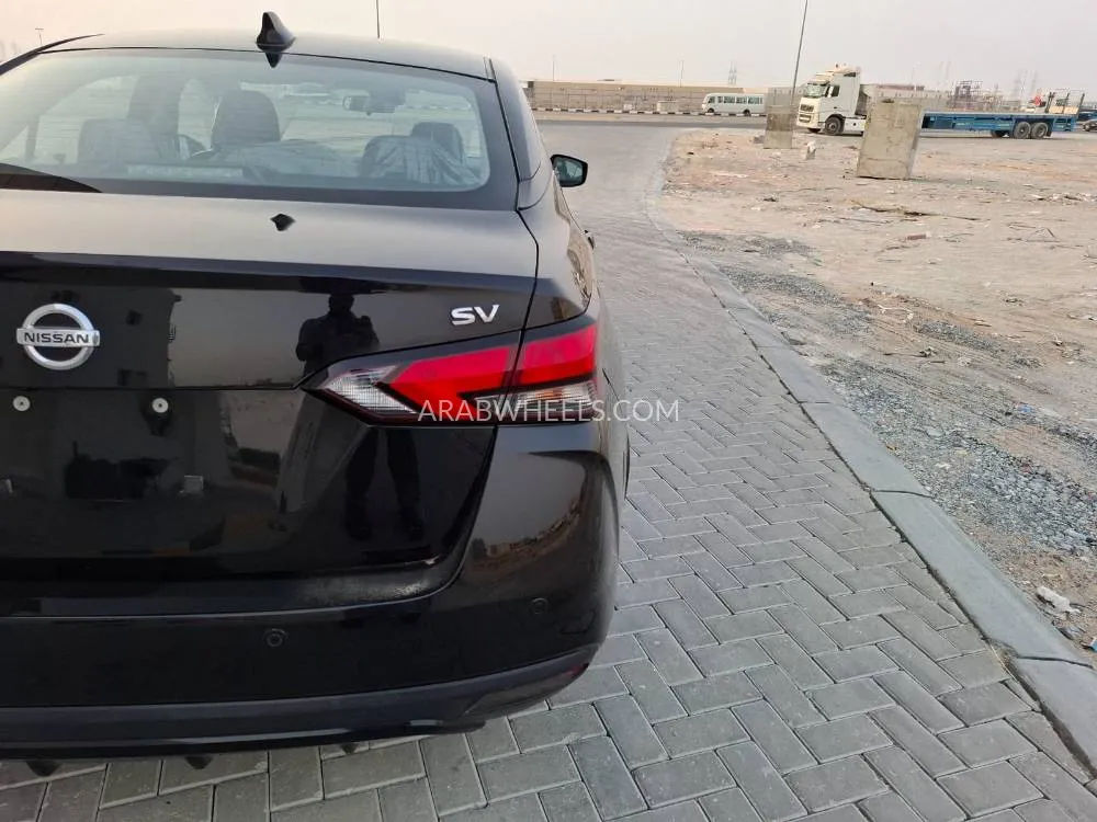 Nissan Versa 2021 for Sale in Ajman Image-15