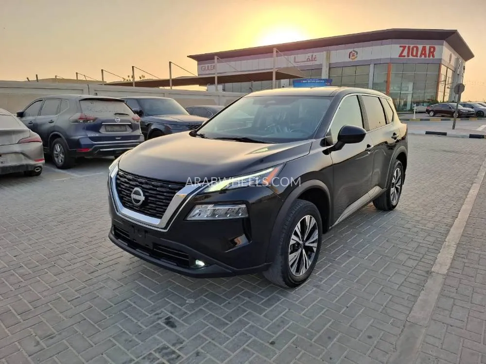 Nissan Rogue 2023 for Sale in Ajman Image-6