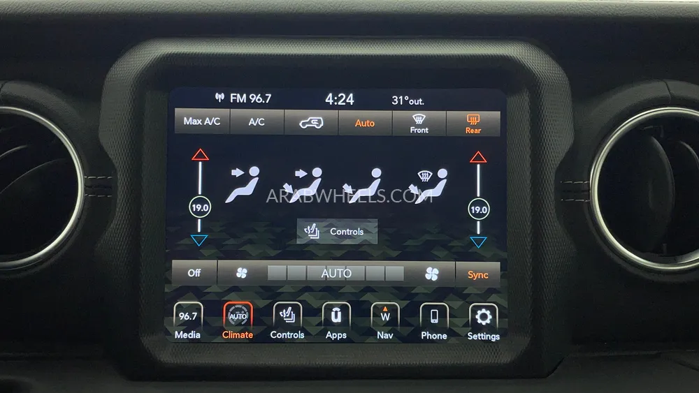 Jeep Wrangler 2023 for Sale in Dubai Image-45