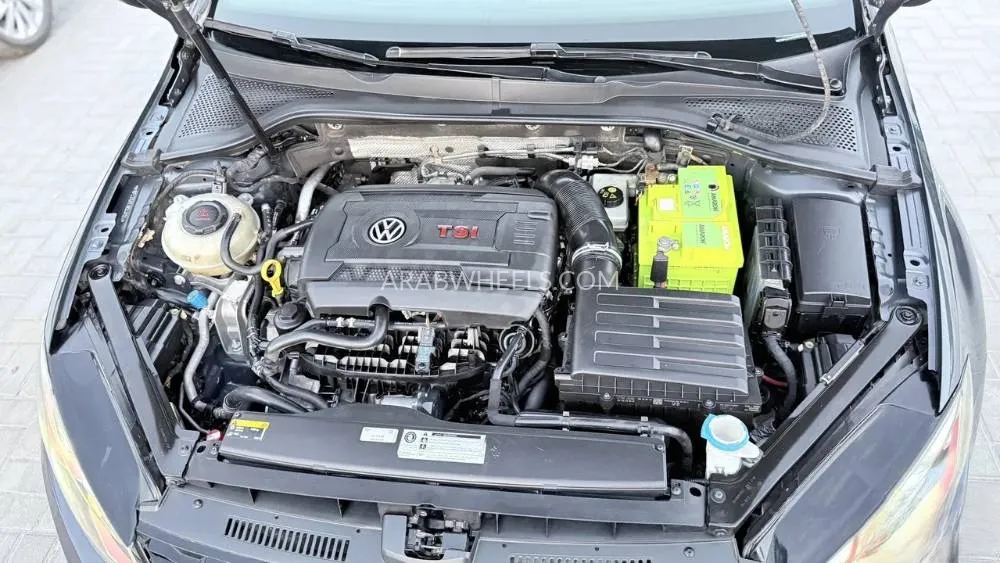  فولكس واجن جولف جي تي آي 2018 for Sale in الشارقة Image-3