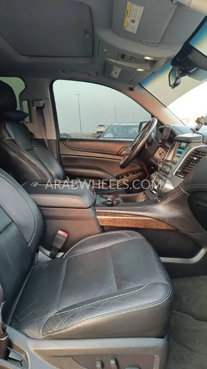 Chevrolet Tahoe 2015 for Sale in Ajman Image-9