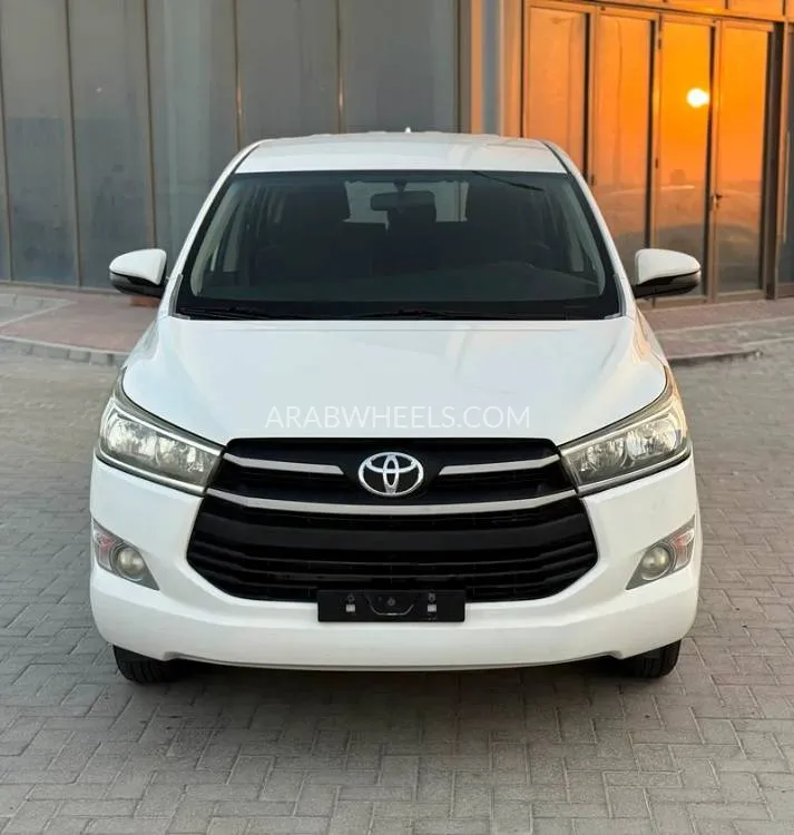 Toyota Innova 2020 for Sale in Abu Dhabi Image-2