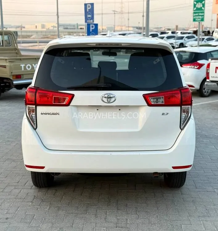 Toyota Innova 2020 for Sale in Abu Dhabi Image-10