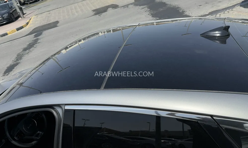 Kia K5 2025 for Sale in Sharjah Image-9