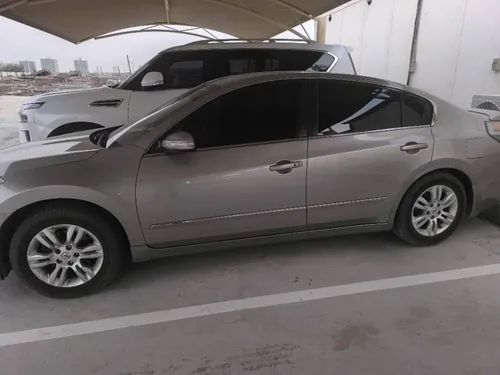 Nissan Altima 2.5L Sedan 2012