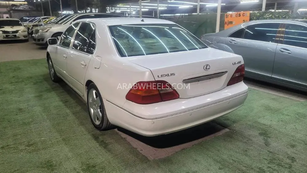 Lexus LS 2002 for Sale in Ajman Image-4