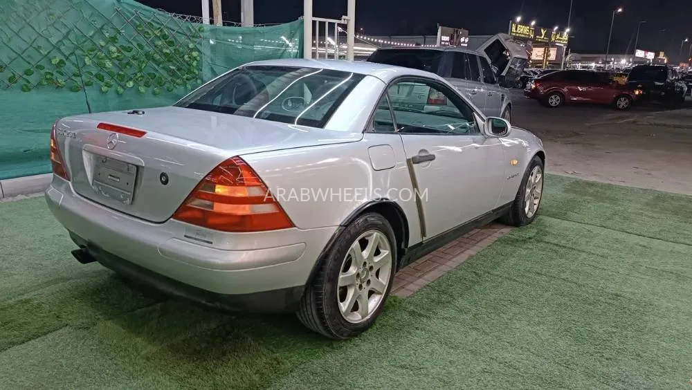Mercedes Benz SLK Class 2002 for Sale in Ajman Image-4