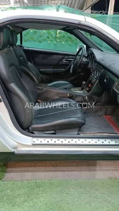 Mercedes Benz SLK Class 2002 for Sale in Ajman Image-9