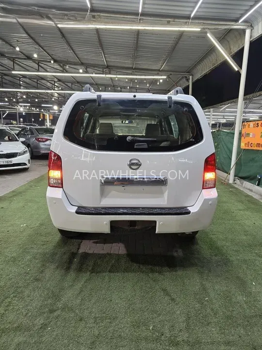 Nissan Pathfinder 2006 for Sale in Ajman Image-5