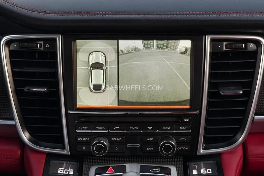 Porsche Panamera 2016 for Sale in Dubai Image-12