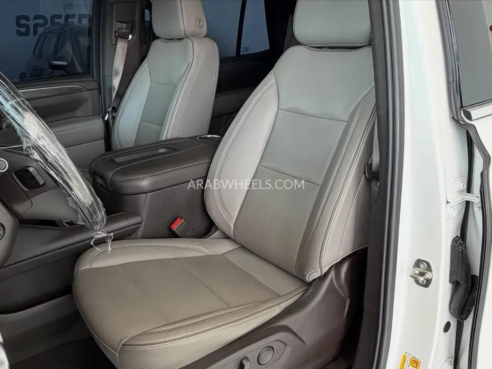 GMC Yukon 2021 for Sale in Abu Dhabi Image-4