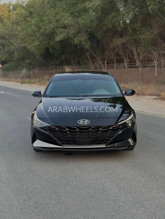 Hyundai Elantra 2021 for Sale in Sharjah Image-2