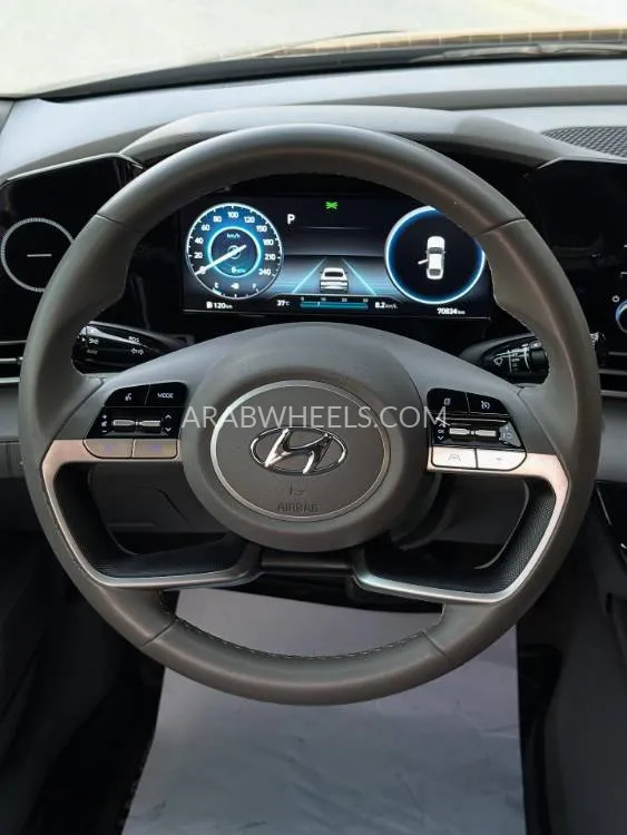 Hyundai Elantra 2021 for Sale in Sharjah Image-8