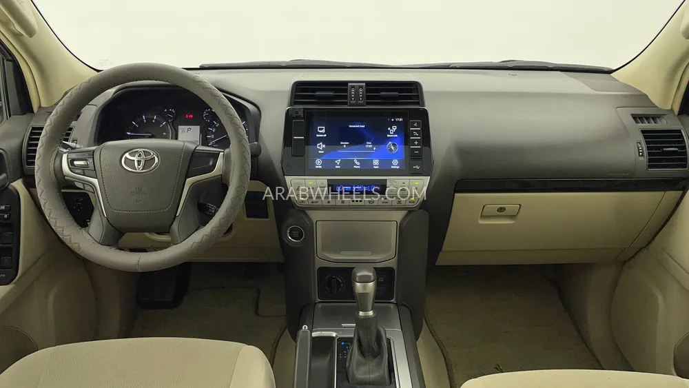 Toyota Land Cruiser Prado 2022 for Sale in Dubai Image-12