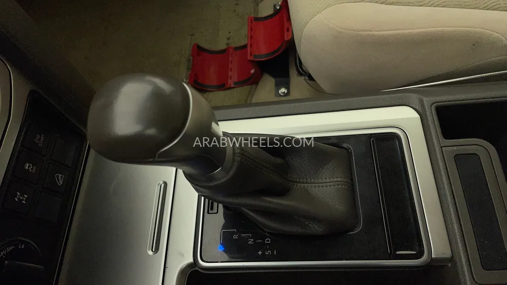 Toyota Land Cruiser Prado 2022 for Sale in Dubai Image-18