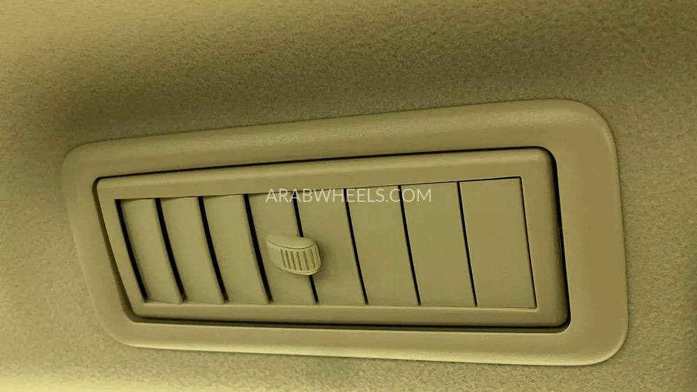 Toyota Land Cruiser Prado 2022 for Sale in Dubai Image-24