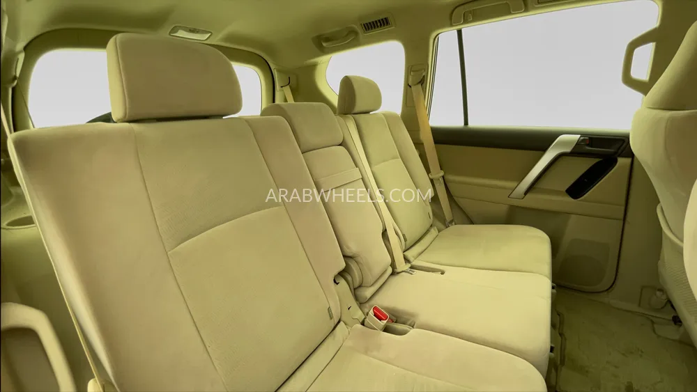 Toyota Land Cruiser Prado 2022 for Sale in Dubai Image-26