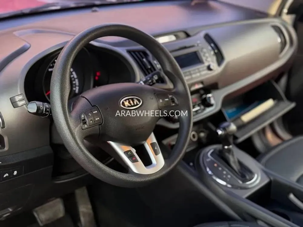 Kia Sportage 2012 for Sale in Ajman Image-3