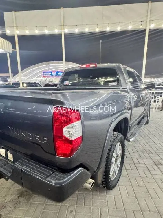 Toyota Tundra 2018 for Sale in Ajman Image-12