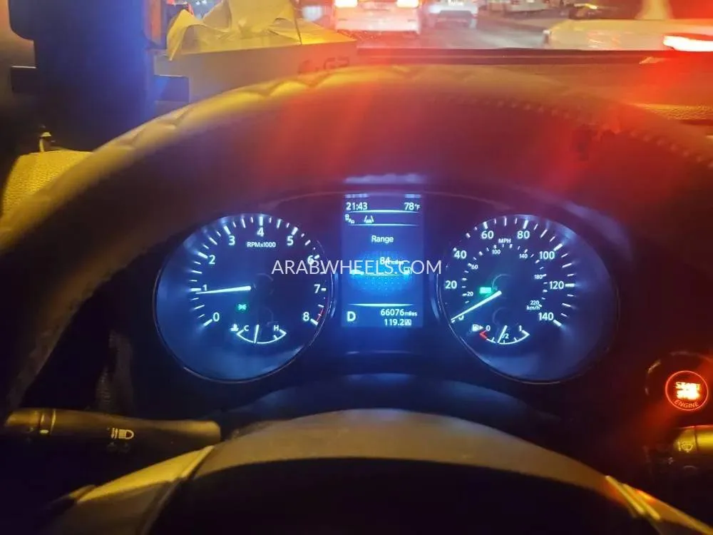 نيسان روج 2015 for Sale in عجمان Image-7
